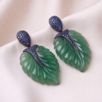 Carved Jade Leaf Earrings with Blue Sapphire Pave - 图片 7