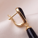 Black Onyx Elongated Drop Earrings in Gold Tone - 图片 9