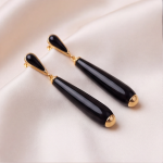 Black Onyx Elongated Drop Earrings in Gold Tone - 图片 2