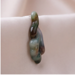 Carved Multi-Tone Jade Sculptural Earrings - 图片 3