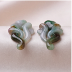 Carved Multi-Tone Jade Sculptural Earrings - 图片 6