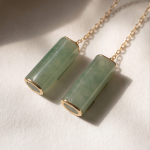 Jade Cylinder Threader Earrings on Fine Gold Chain - 图片 2