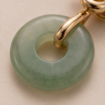 Jade Donut Earrings with Gold Knot Top - 图片 5