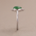 Pear-Shaped Jade Cabochon Ring in Rhodium-Plated Sterling Silver - 图片 7