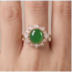 Oval Jade Cabochon Sunburst Cluster Ring in Yellow Gold Tone - 图片 2