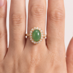 Oval Green Jade Cabochon Halo Ring in Gold Tone - 图片 2