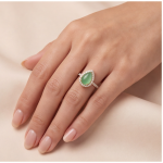 Pear-Shaped Green Jade Halo Ring in Rose Gold Tone - 图片 7