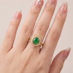Round Green Jade Halo Pendant Necklace in Gold Tone - 图片 5
