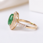Oval Green Jade Double Halo Ring in Gold Tone - 图片 3