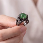 Green Agate Claw Ring in Blackened Silver - 图片 6