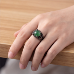 Green Agate Claw Ring in Blackened Silver - 图片 2