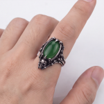 Skull and Green Agate Ring in Antiqued Stainless Steel - 图片 2