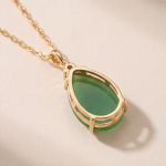 Pear-Shaped Green Jade Drop Pendant Necklace in Gold Tone - 图片 5