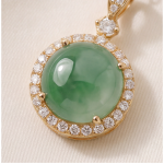 Round Jade Cabochon Halo Pendant Necklace in Gold Tone - 图片 10