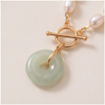 Jade Donut Pendant Necklace with Freshwater Pearls and Toggle Clasp - 图片 5