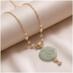 Carved Jade Disc Necklace with Pearl Stations and Filigree Bow - 图片 4