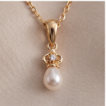 Green Cameo Pendant Necklace with Freshwater Pearls in Gold Tone - 图片 6