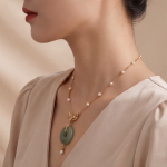Jade Donut Pendant Necklace with Openwork Bail and Pearl Drop - 图片 4