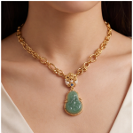 Carved Jade Gourd Pendant on Chunky Gold Link Necklace - 图片 5