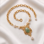Oval Jade Cabochon Necklace with Pearl Stations in Antique Gold - 图片 7