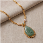 Carved Jade Teardrop Pendant Necklace with Floral Relief and Pearls - 图片 3