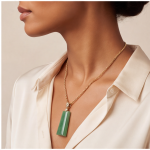 Tapered Green Jade Bar Pendant on Gold-Plated Curb Chain - 图片 2