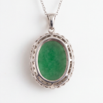 Oval Carved Green Jade Halo Pendant in Sterling Silver - 图片 8