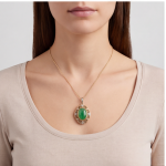 Oval Green Jade Filigree Pendant Necklace in Gold-Plated Brass - 图片 5