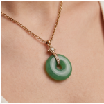 Green Jade Donut Pendant on Gold-Plated Belcher Chain - 图片 5