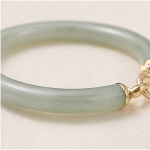 Jade Bangle with Gold Interlocking Ring and Pave Accent - 图片 8