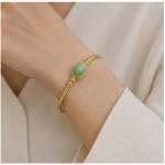 Large Oval Green Aventurine Hinged Bangle in Gold Tone - 图片 2