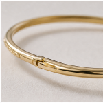 Large Oval Green Aventurine Hinged Bangle in Gold Tone - 图片 7