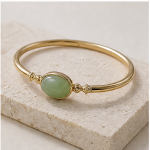Large Oval Green Aventurine Hinged Bangle in Gold Tone - 图片 5