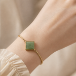 Adjustable Slider Bracelet with Square Green Jade in Gold Tone - 图片 2