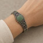 Antiqued Silver Scrollwork Bracelet with Cushion Green Jade - 图片 6