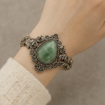 Pear-Shaped Green Jade Bracelet in Antiqued Silver Filigree - 图片 2