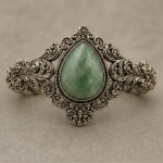 Pear-Shaped Green Jade Bracelet in Antiqued Silver Filigree