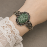 Carved Oval Green Jade Bracelet in Antiqued Silver - 图片 4