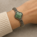 Quatrefoil Green Jade Bracelet in Antiqued Silver - 图片 2