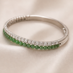 Jade Bead and Pave Line Hinged Bangle - 图片 5