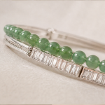 Jade Bead and Baguette Channel Hinged Bangle - 图片 4