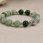 Two-Tone Jade Bead Stretch Bracelet with Carved Silver Bead - 图片 3
