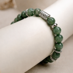Deep Green Jade Bead Bracelet with Carved Silver Barrel - 图片 5