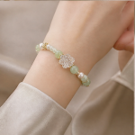 Carved Crystal Blossom Bracelet with Jade and Pearl - 图片 7
