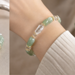 Carved Jade Barrel and Faceted Crystal Bracelet - 图片 2