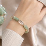 Carved Jade Barrel and Faceted Crystal Bracelet - 图片 4