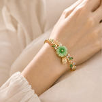 Carved Jade Blossom Bangle with Gold Leaves - 图片 6