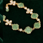 Carved Jade Flower Link Bracelet with Pave Blossoms - 图片 5