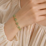Jade Petal Cluster Bracelet with Gold Leaves - 图片 6