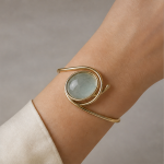 Oval Jade Cabochon Open Bangle in Gold Tone - 图片 4